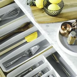 Style Selections Drawer Organizers 14.98-in x 12.09-in Plastic Silverware Insert Drawer Organizer -Rubbermaid Fashion Sell 11412831