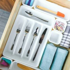 Style Selections Drawer Organizers 12.9-in x 9-in Plastic Silverware Insert Drawer Organizer -Rubbermaid Fashion Sell 11412898