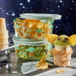 PYREX Pantry Organizers Star Wars 4 Piece Multisize Tempered Glass Food Storage Container -Rubbermaid Fashion Sell 43095404